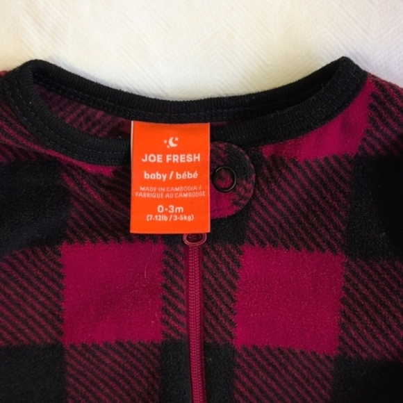 joe fresh buffalo check fleece zipper footie sleeper pajamas 0-3 months baby - Picture 2 of 5